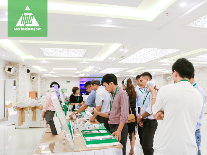 Hội nghị hợp tác phát triển bền vững cùng Schneider Electric và nhà phân phối Hạo Phương