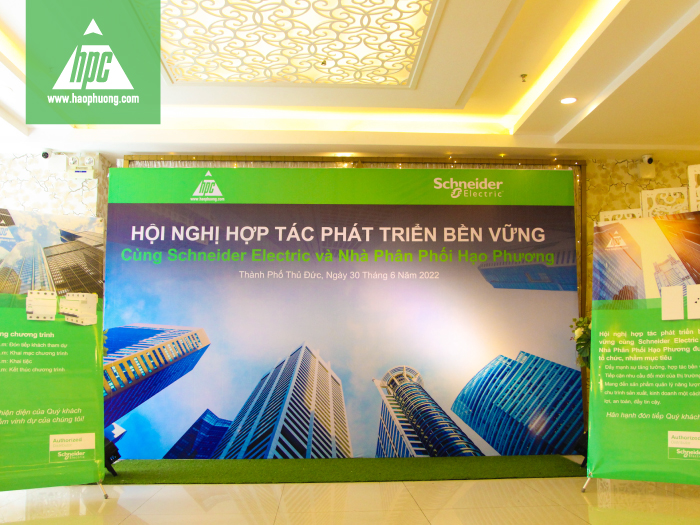 Hội nghị hợp tác phát triển bền vững cùng Schneider Electric và nhà phân phối Hạo Phương